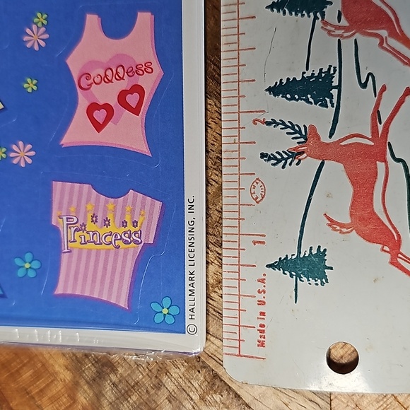 Hallmark Heart Line shirt stickers sealed - Picture 6 of 7